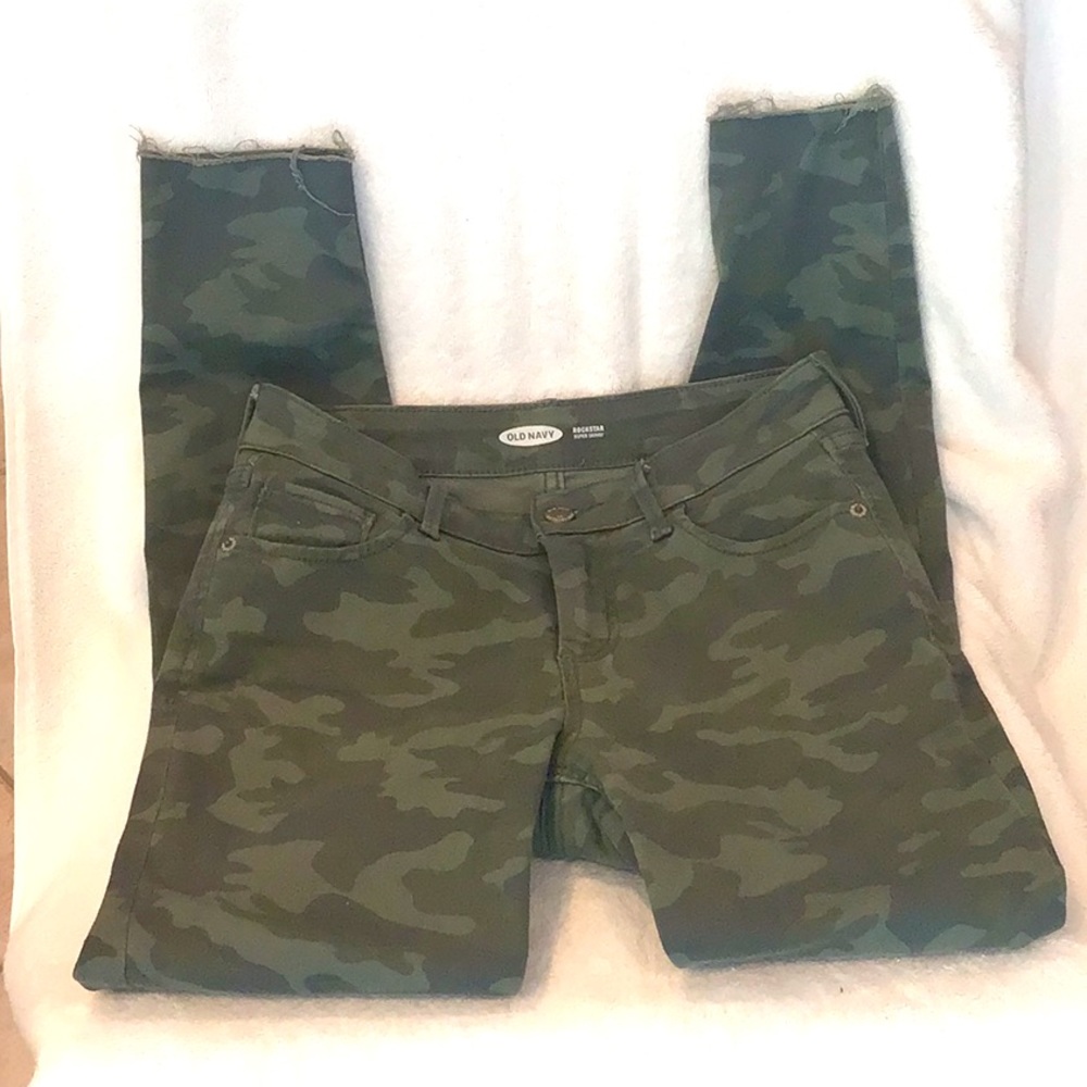 🥰Old Navy 🥰 Rockstar Super Skinny Ankle Camo Jeans size 2 Stretchy